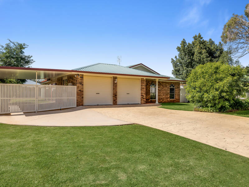 14 Gerbera Ct, Middle Ridge, QLD 4350 Australia