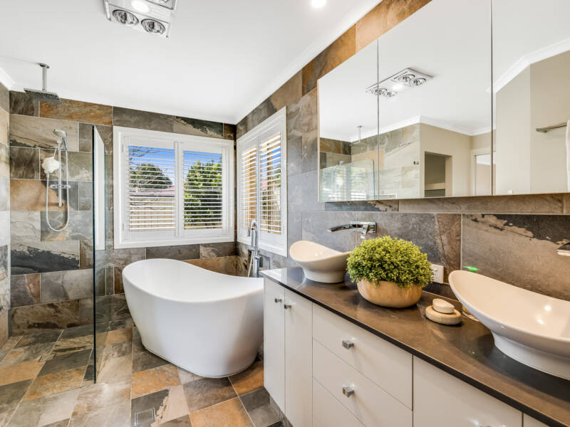 14 Gerbera Ct, Middle Ridge, QLD 4350 Australia