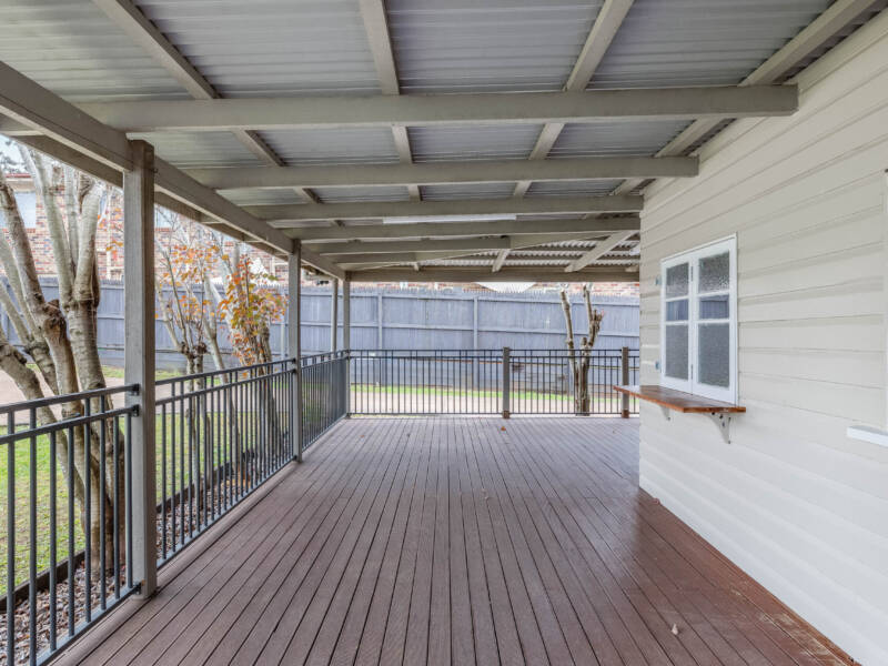 35 Helen St, Newtown, QLD 4350 Australia