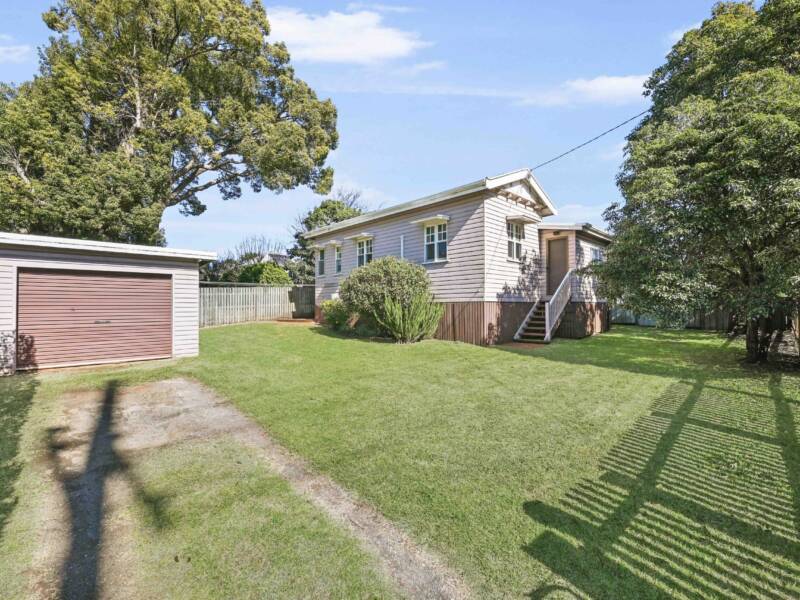 6 Jennings St, South Toowoomba, QLD 4350 Australia