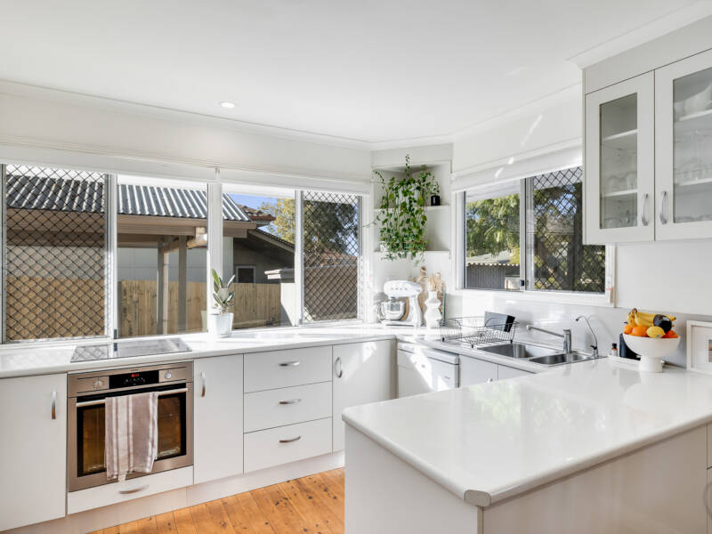 28 Hampton St, Newtown, QLD 4350 Australia