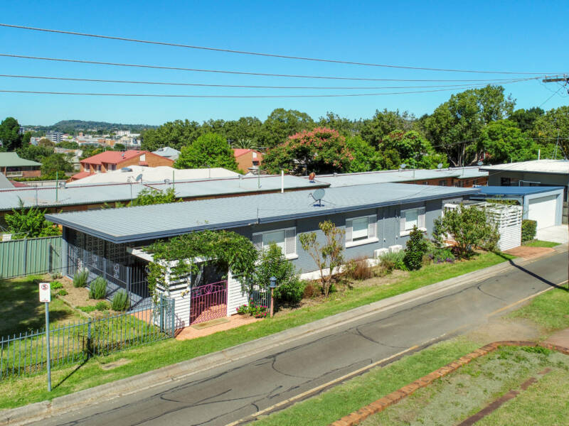 2A Park Ln, Toowoomba City, QLD 4350 Australia