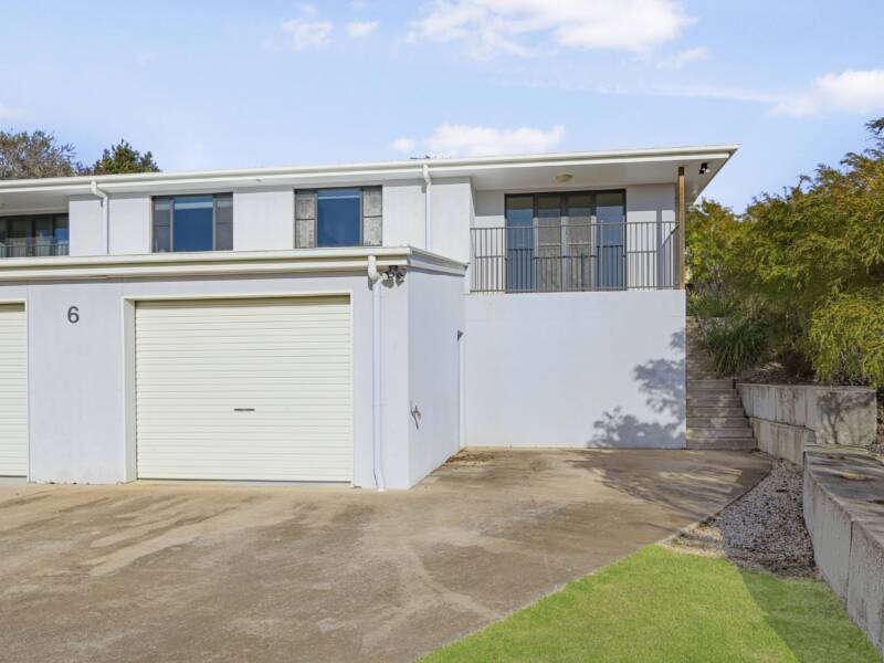 2/6 Myora Cl, Darling Heights, QLD 4350 Australia
