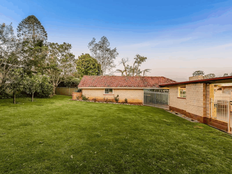 5 Rhyde St, Mount Lofty, QLD 4350 Australia