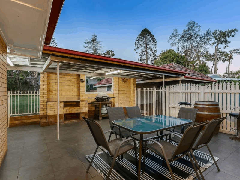 5 Rhyde St, Mount Lofty, QLD 4350 Australia