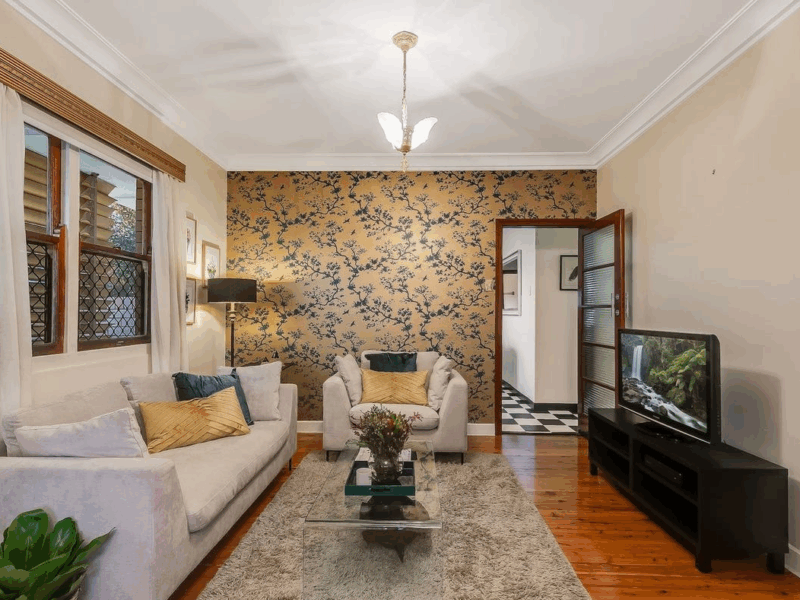 5 Rhyde St, Mount Lofty, QLD 4350 Australia