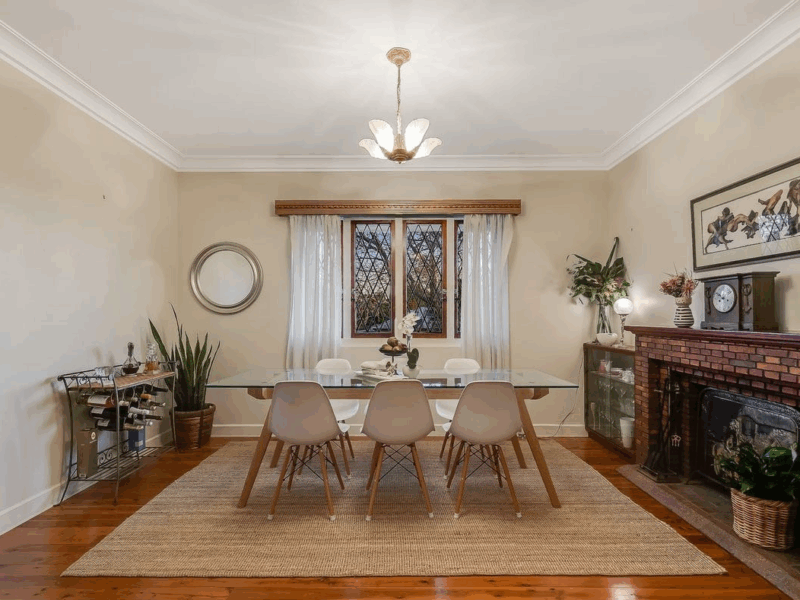 5 Rhyde St, Mount Lofty, QLD 4350 Australia