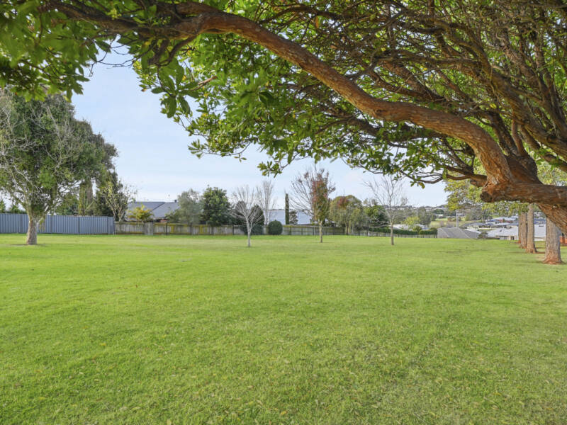 6 Cecilia St, Kearneys Spring, QLD 4350 Australia