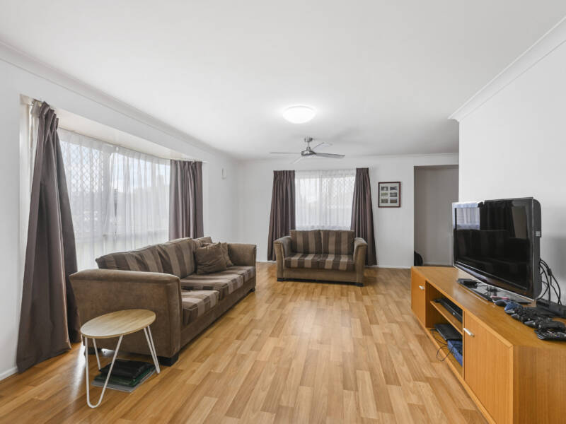 6 Cecilia St, Kearneys Spring, QLD 4350 Australia