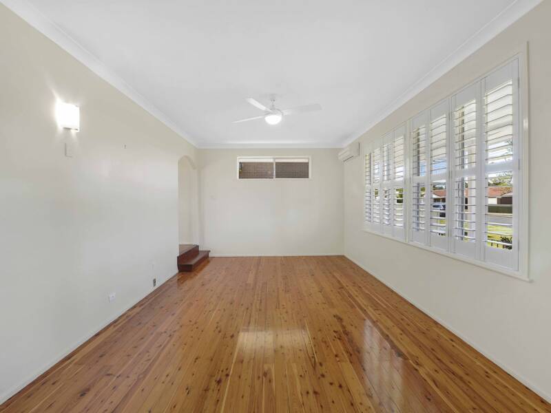 21 Tracey St, Rangeville, QLD 4350 Australia