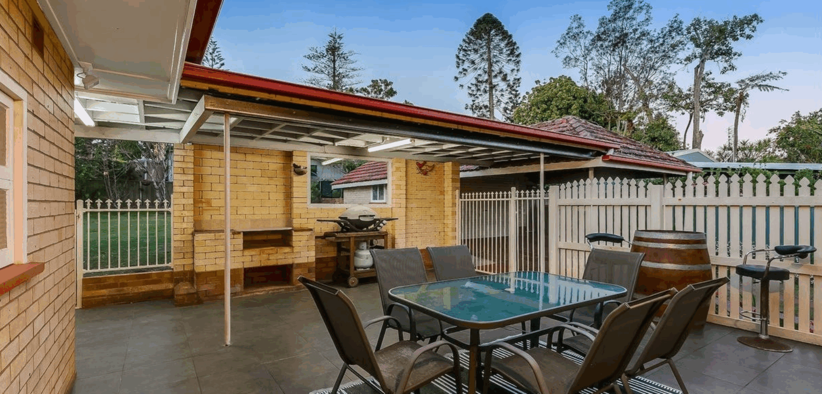 5 Rhyde St, Mount Lofty, QLD 4350 Australia