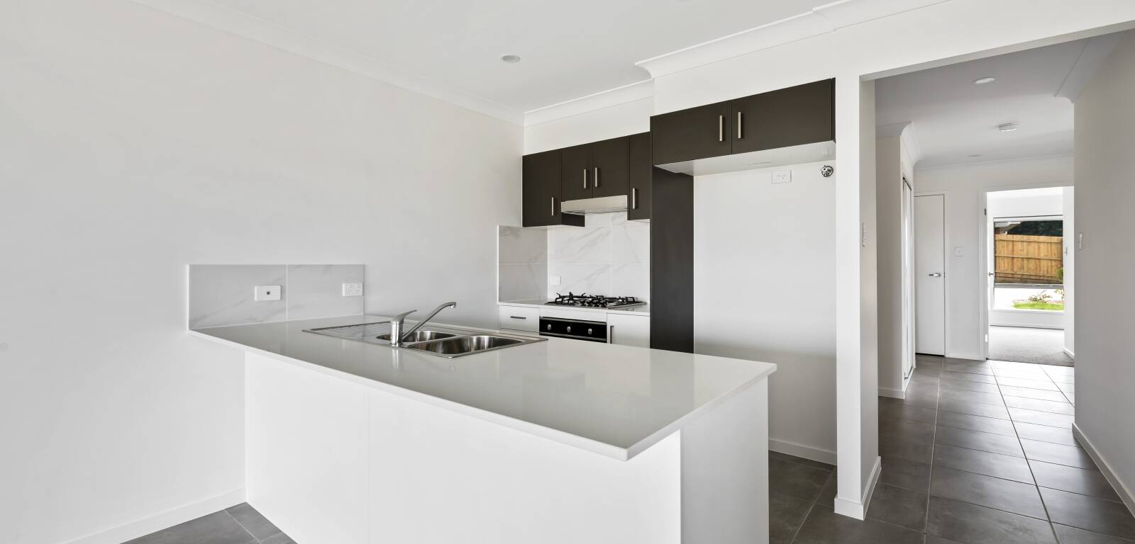 1/82 Shelby St, Glenvale, QLD 4350 Australia