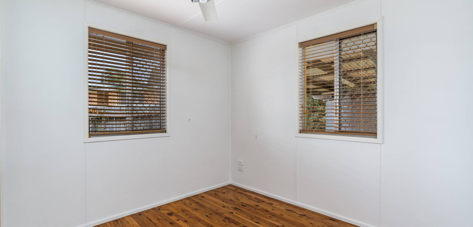27 Weller St, Rangeville, QLD 4350 Australia