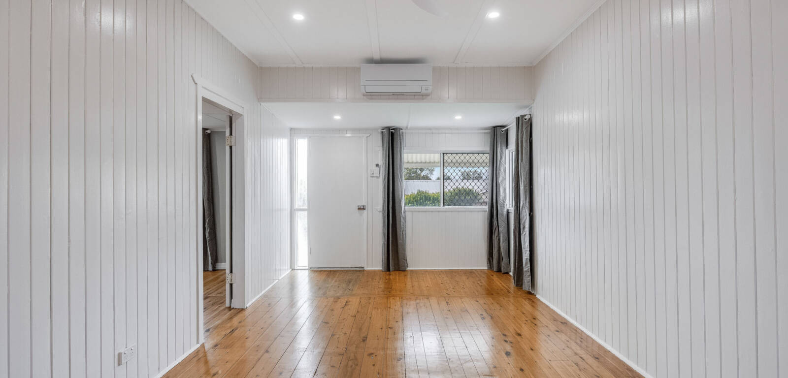 35 Helen St, Newtown, QLD 4350 Australia