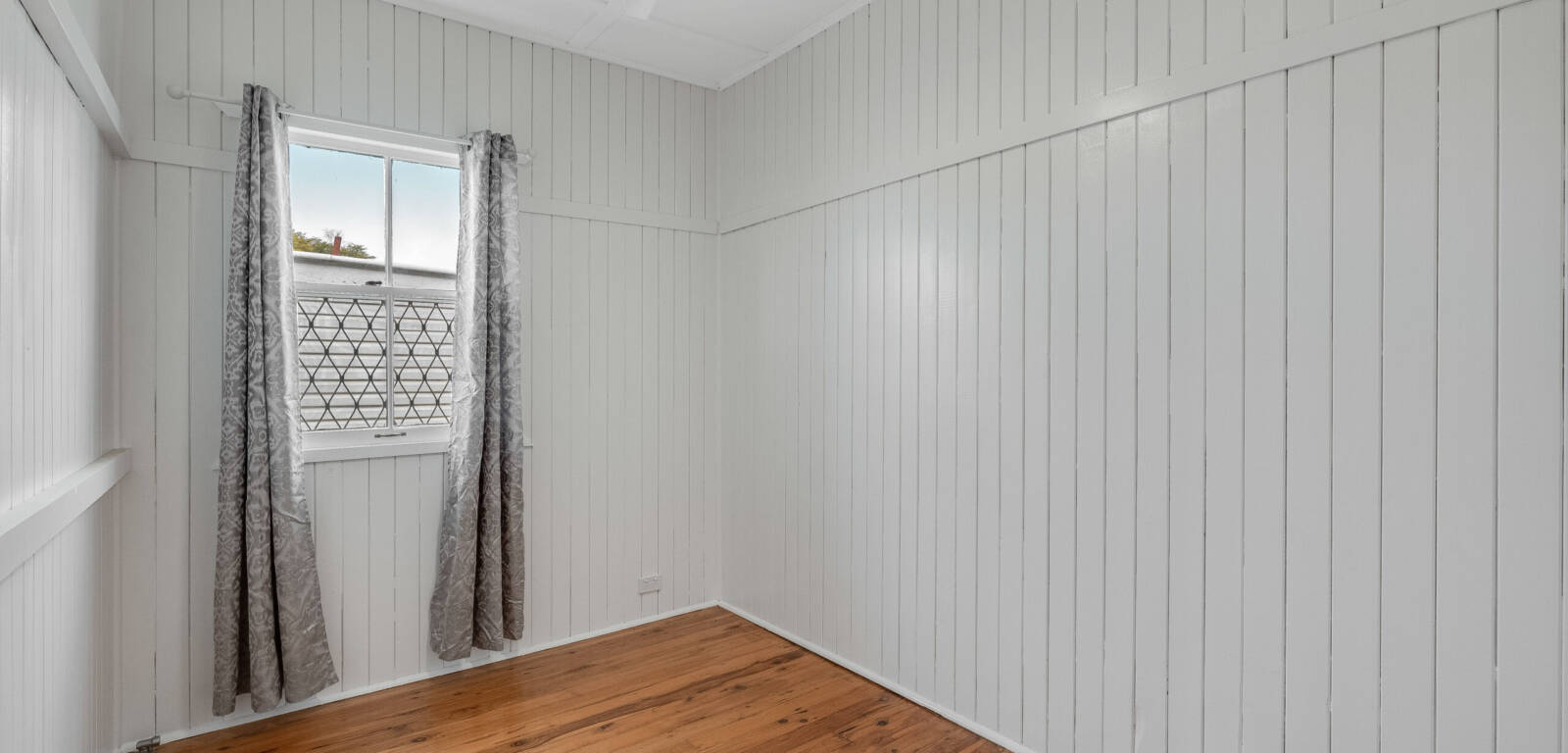 35 Helen St, Newtown, QLD 4350 Australia