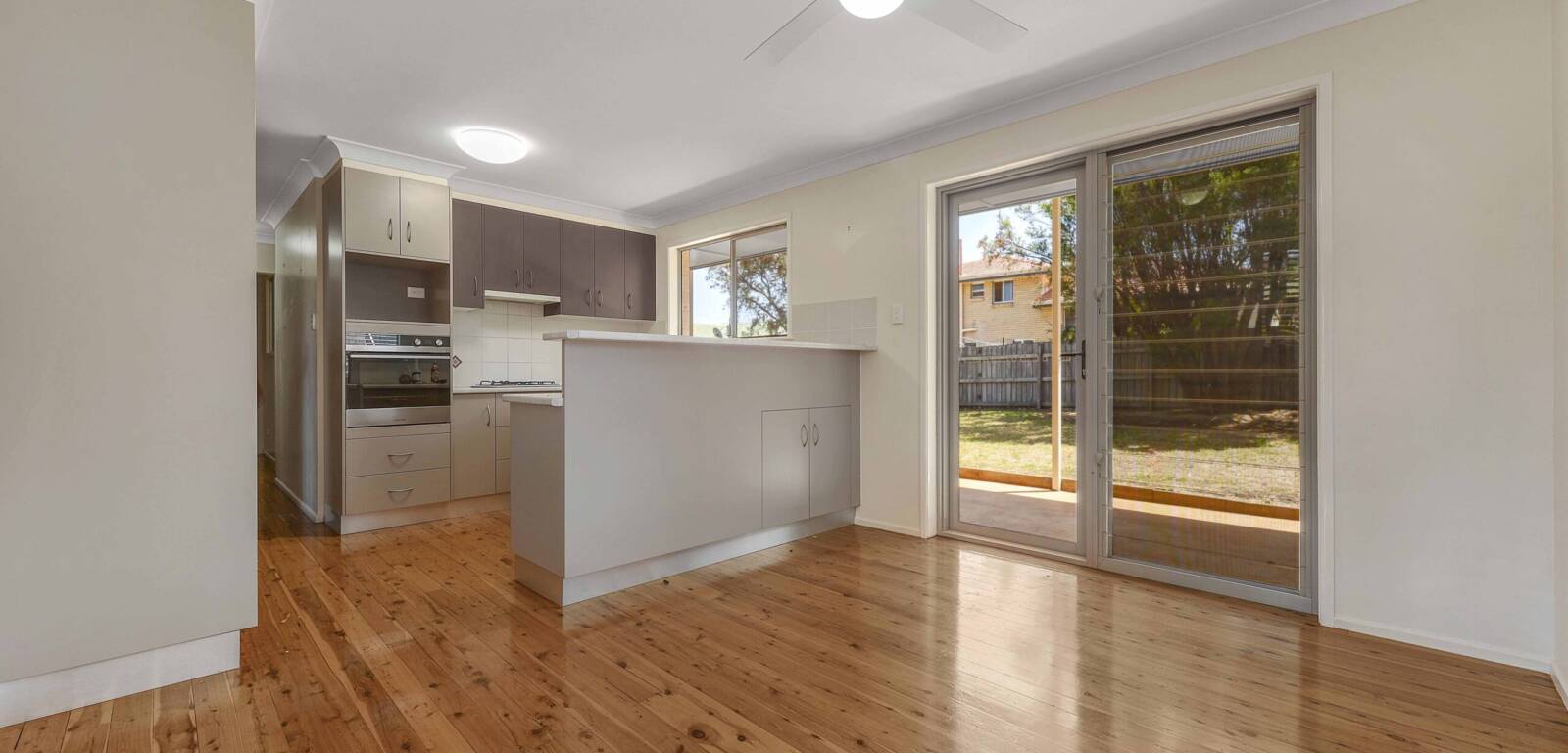 21 Tracey St, Rangeville, QLD 4350 Australia