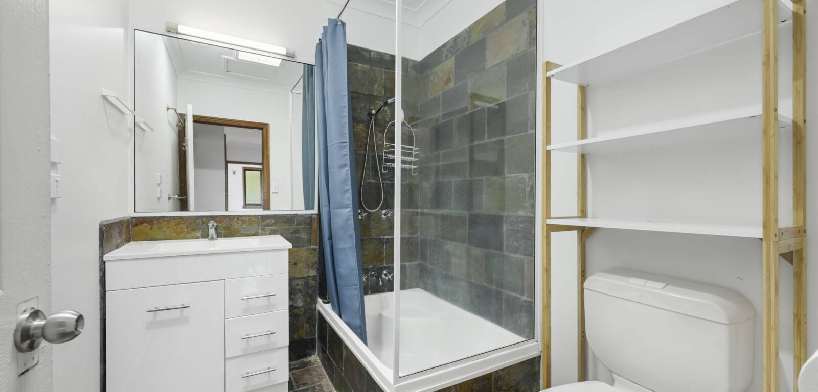 69 Alderley St, Rangeville, QLD 4350 Australia