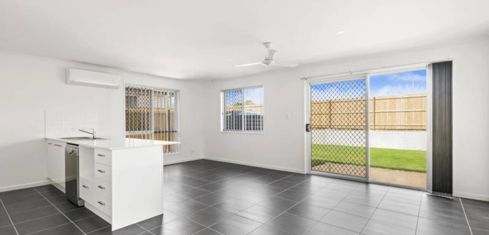 12 Gains Pl, Glenvale, QLD 4350 Australia