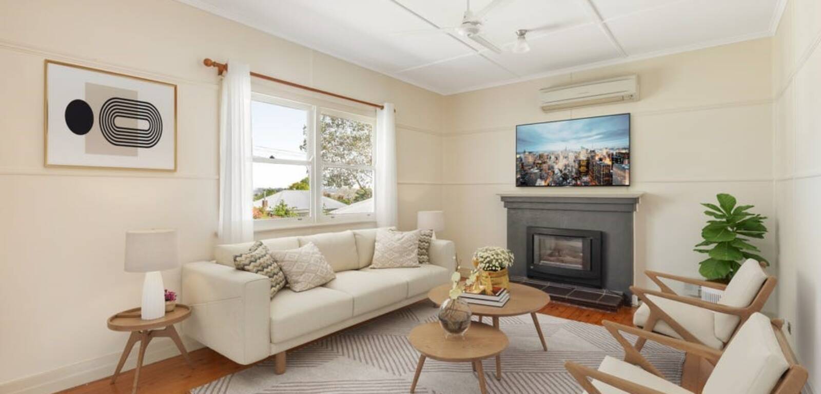 37 Geoffrey St, Mount Lofty, QLD 4350 Australia