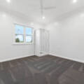 15 Geoffrey St, Mount Lofty, QLD 4350 Australia