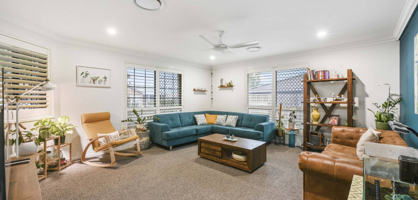 24 Scullin St, Middle Ridge, QLD 4350 Australia