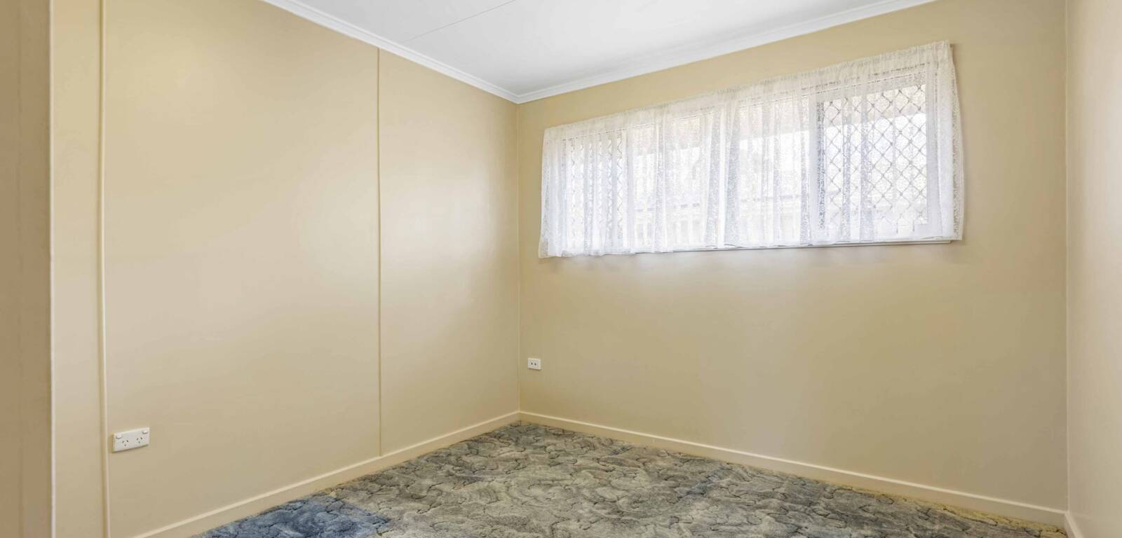 15 Clarice St, Harristown, QLD 4350 Australia