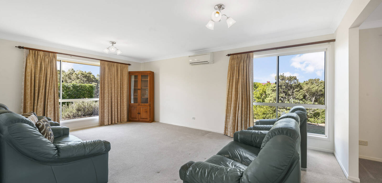 33 Parklea Dr, Placid Hills, QLD 4343 Australia