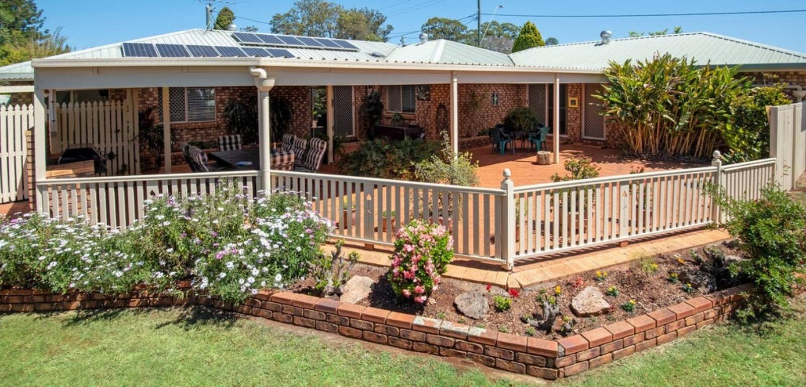 408 MacKenzie St, Middle Ridge, QLD 4350 Australia