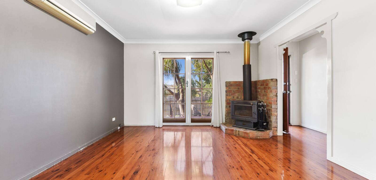 11A Hillside St, Newtown, QLD 4350 Australia