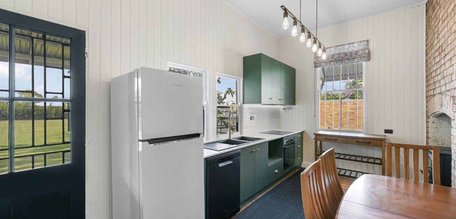 175 Campbell St, Newtown, QLD 4350 Australia