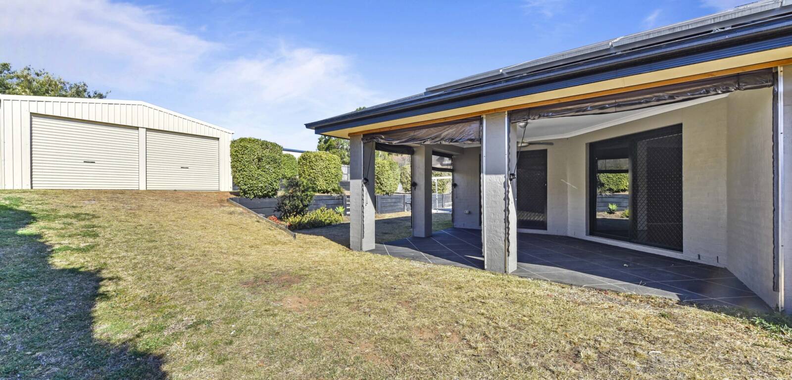 40 Sunset Dr, Glenvale, QLD 4350 Australia