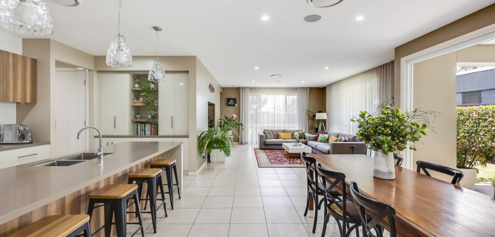 14 Thorley Ct, Middle Ridge, QLD 4350 Australia