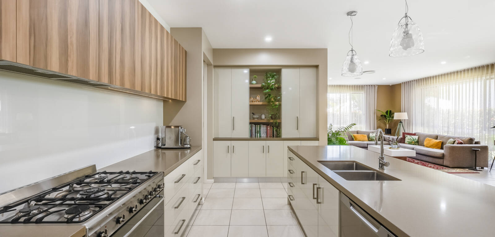 14 Thorley Ct, Middle Ridge, QLD 4350 Australia