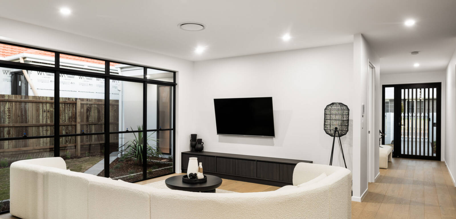 17 Ward St, Middle Ridge, QLD 4350 Australia