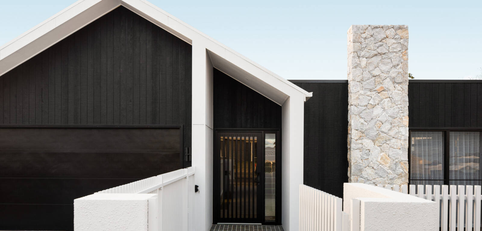 17 Ward St, Middle Ridge, QLD 4350 Australia