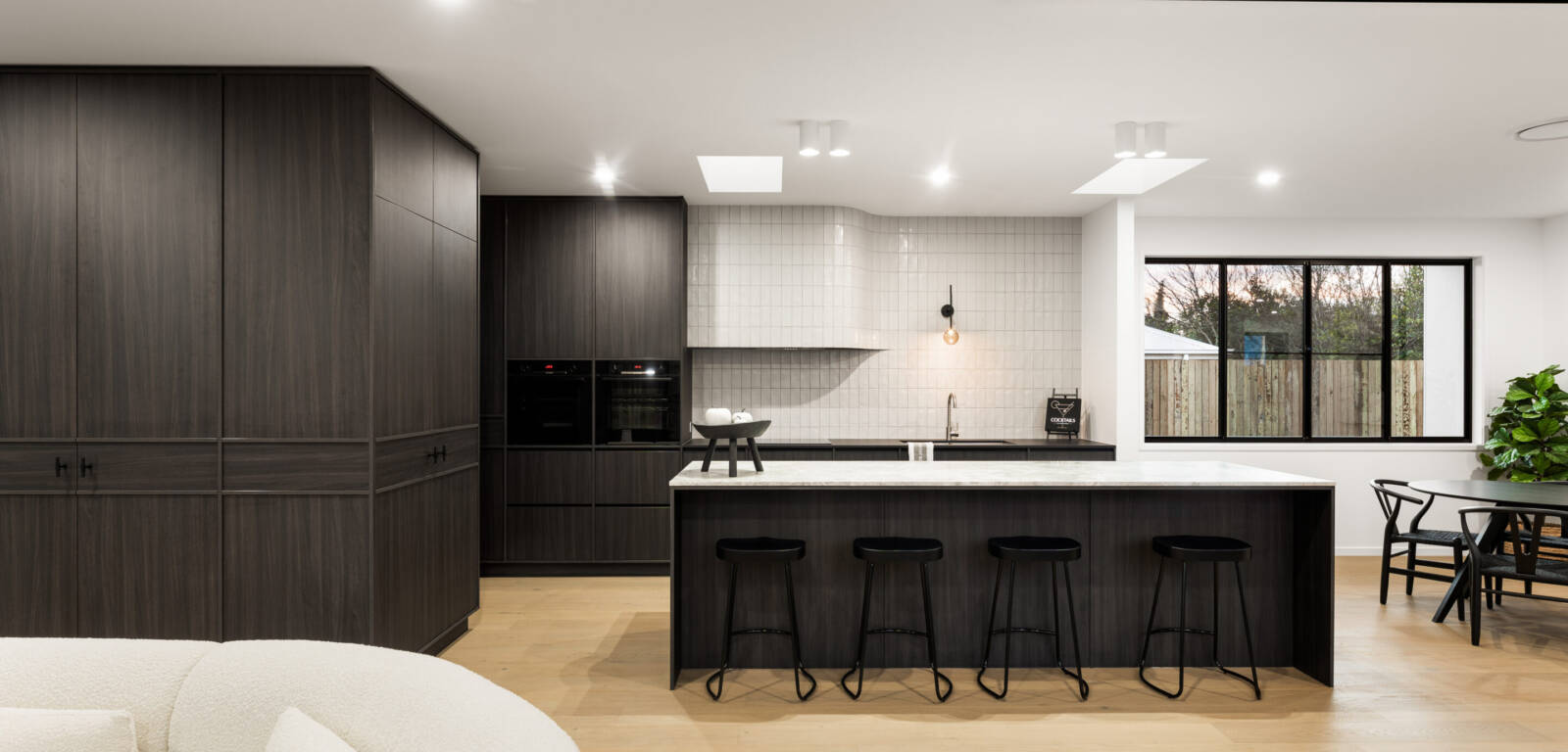 17 Ward St, Middle Ridge, QLD 4350 Australia