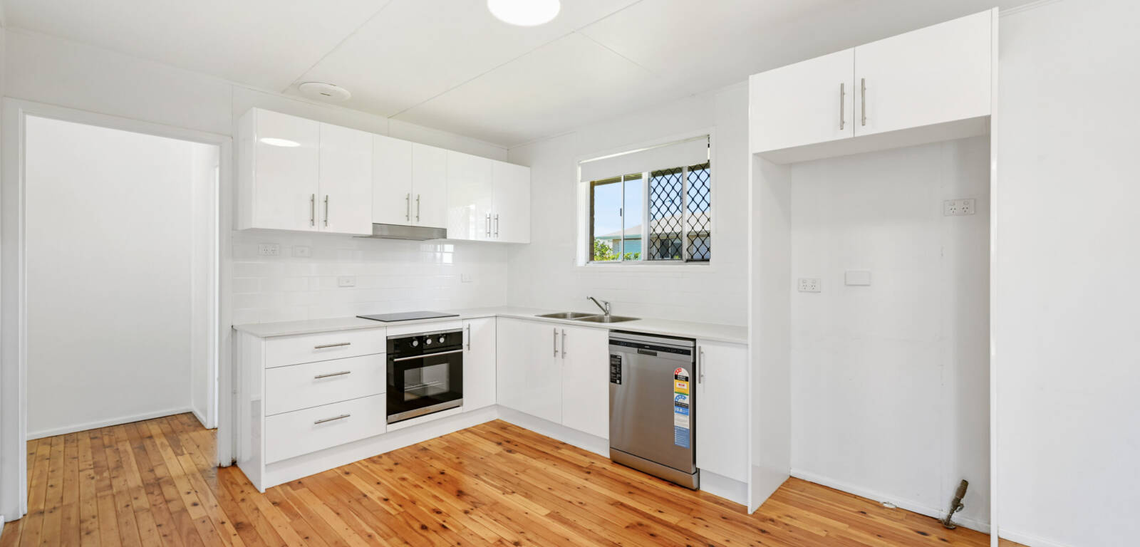 46 Fitzpatrick St, Wilsonton, QLD 4350 Australia