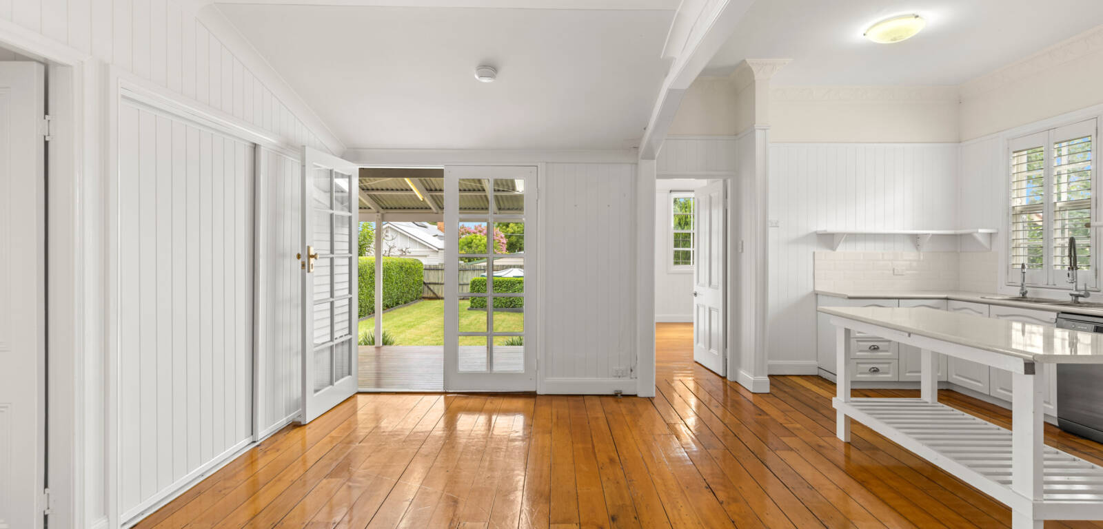 32 Eleanor St, EAST TOOWOOMBA, QLD 4350 AU