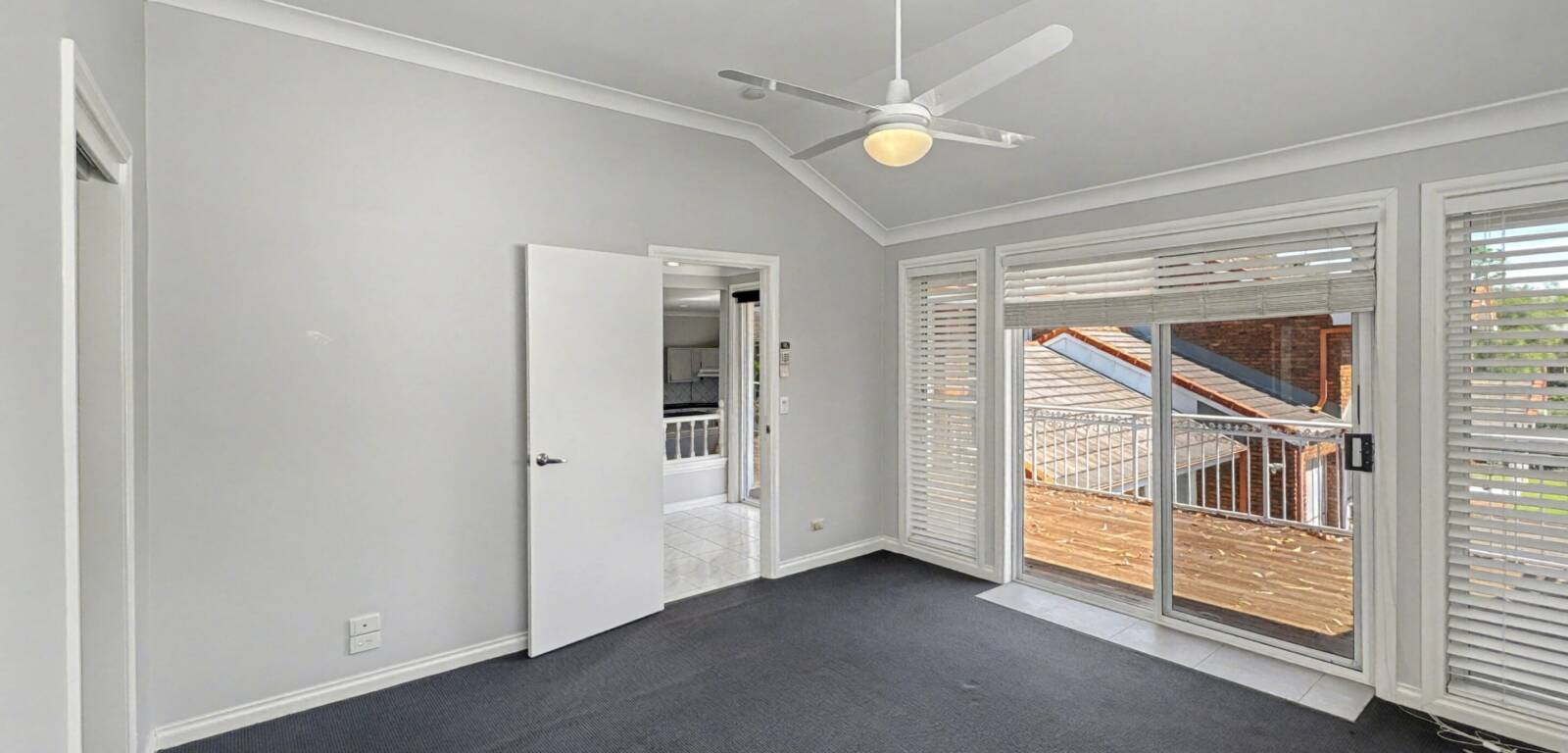 3/42 South St, RANGEVILLE, QLD 4350 AU