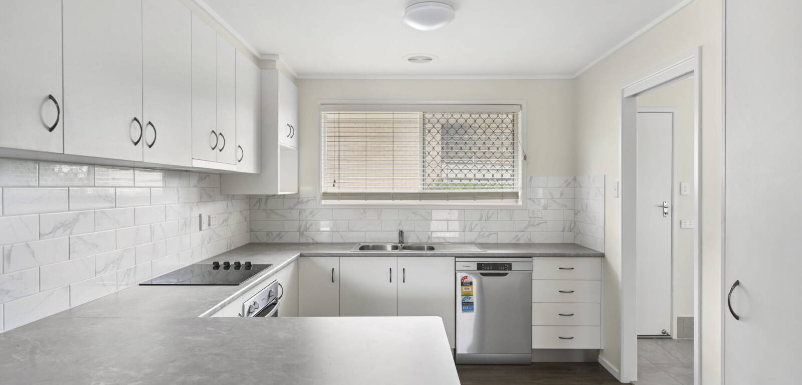 1/49 Luck St, DRAYTON, QLD 4350 AU