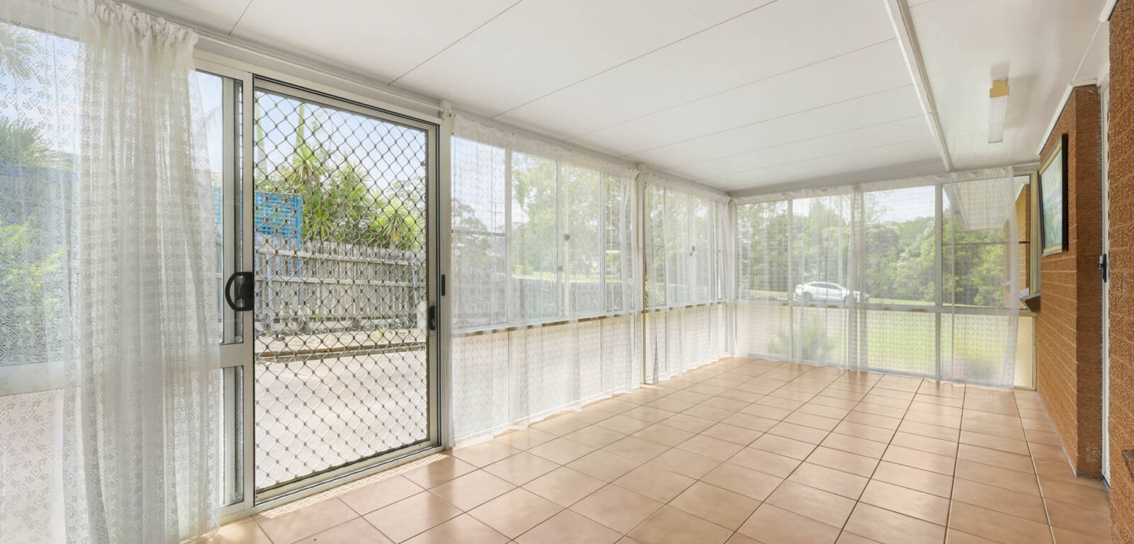 1/49 Luck St, DRAYTON, QLD 4350 AU