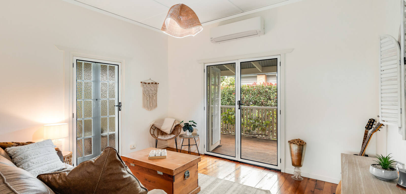 8 Jenkins St, NEWTOWN, QLD 4350 AU