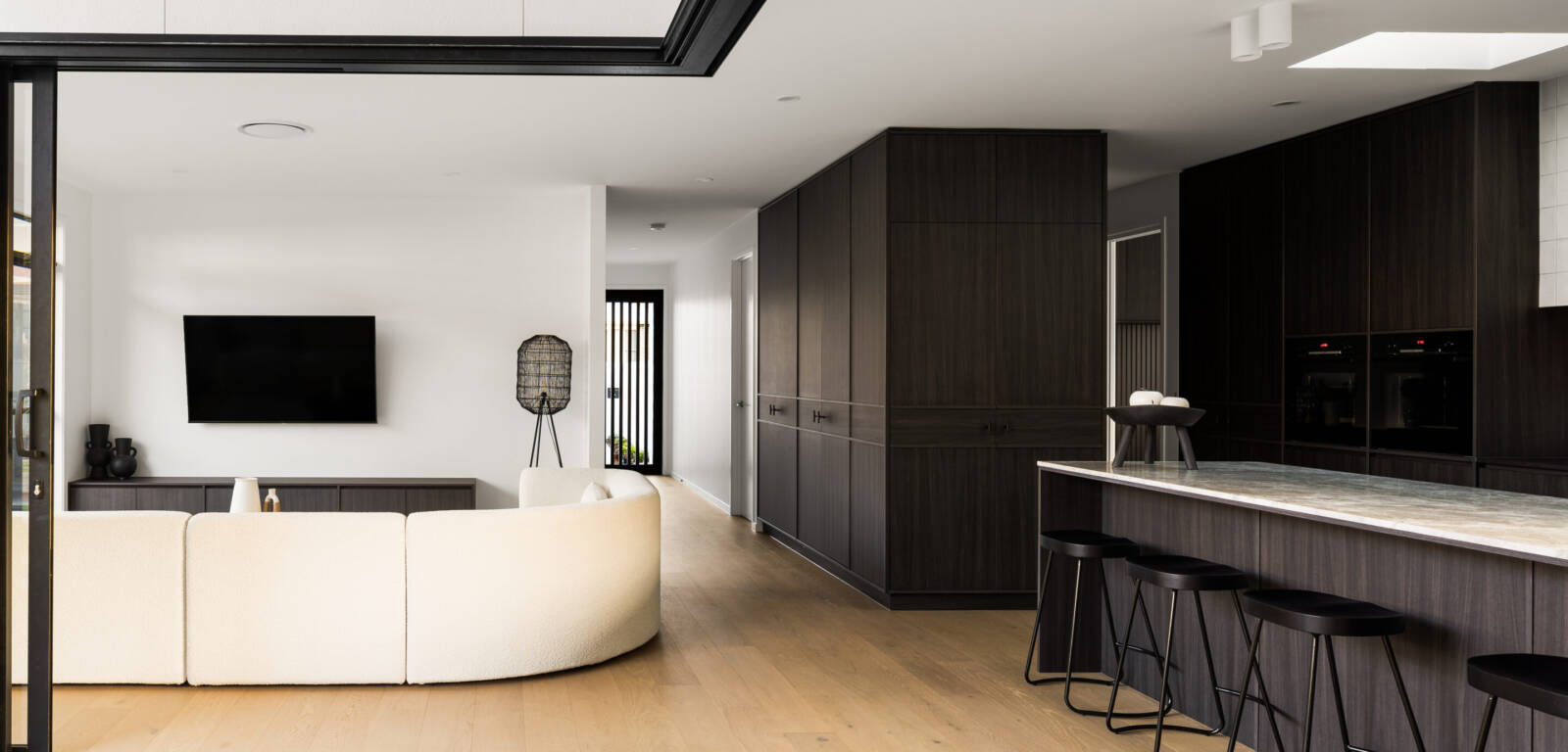 17 Ward St, Middle Ridge, QLD 4350 Australia