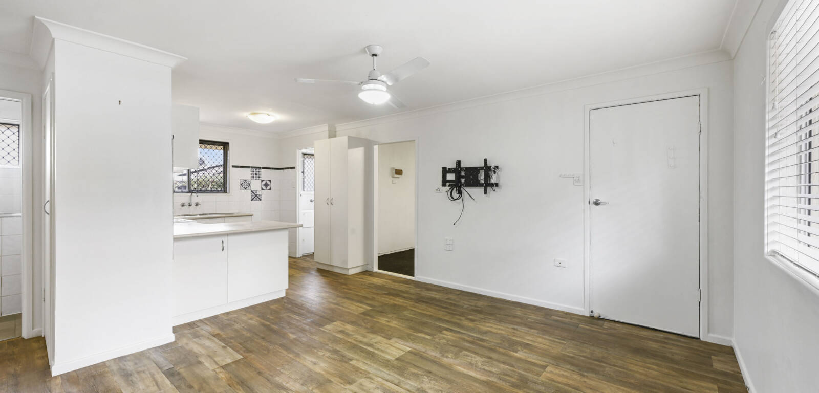 2/42 Noll St, KEARNEYS SPRING, QLD 4350 AU