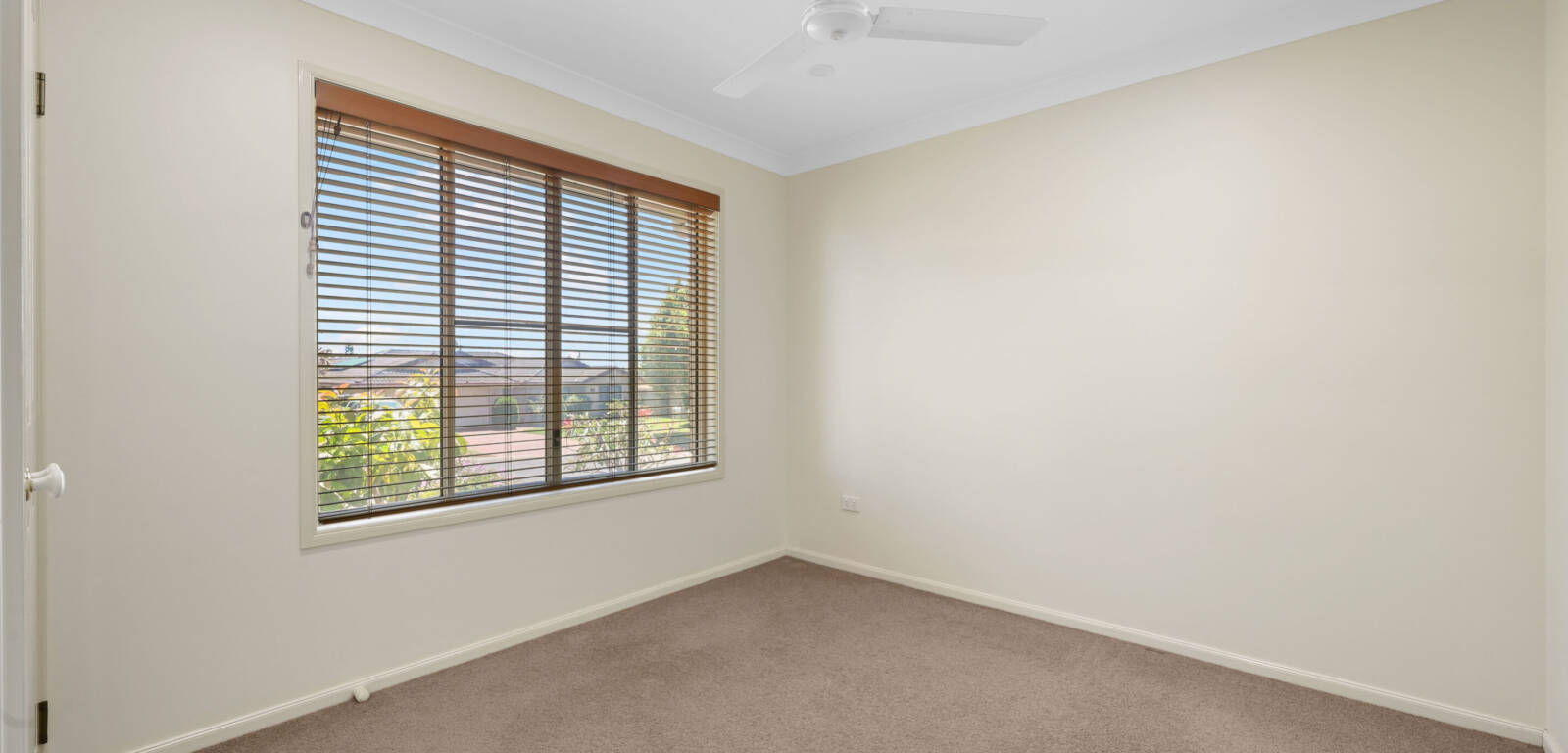 34 Swartz St, KEARNEYS SPRING, QLD 4350 AU