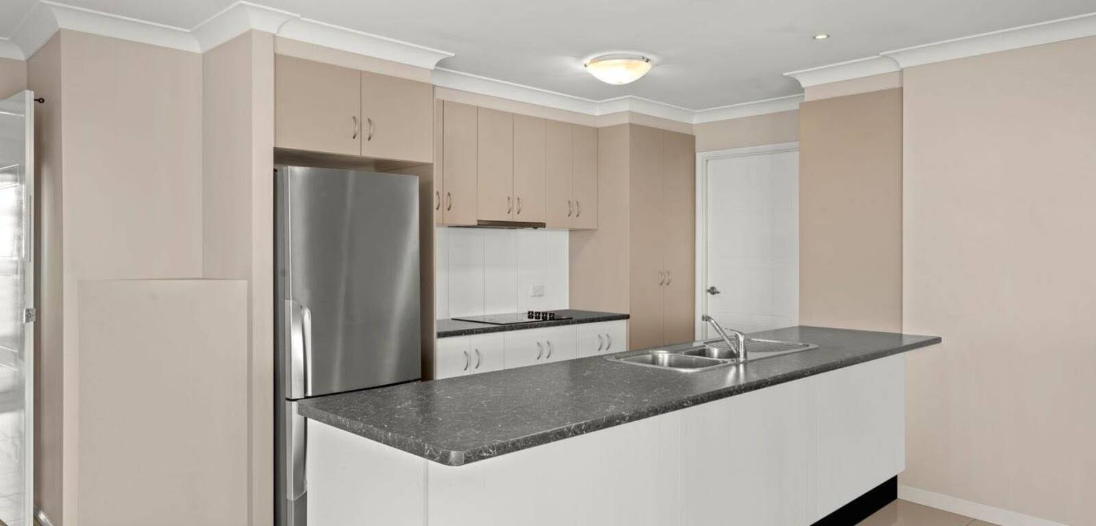 30 Kalimna Dr, HIGHFIELDS, QLD 4352 AU