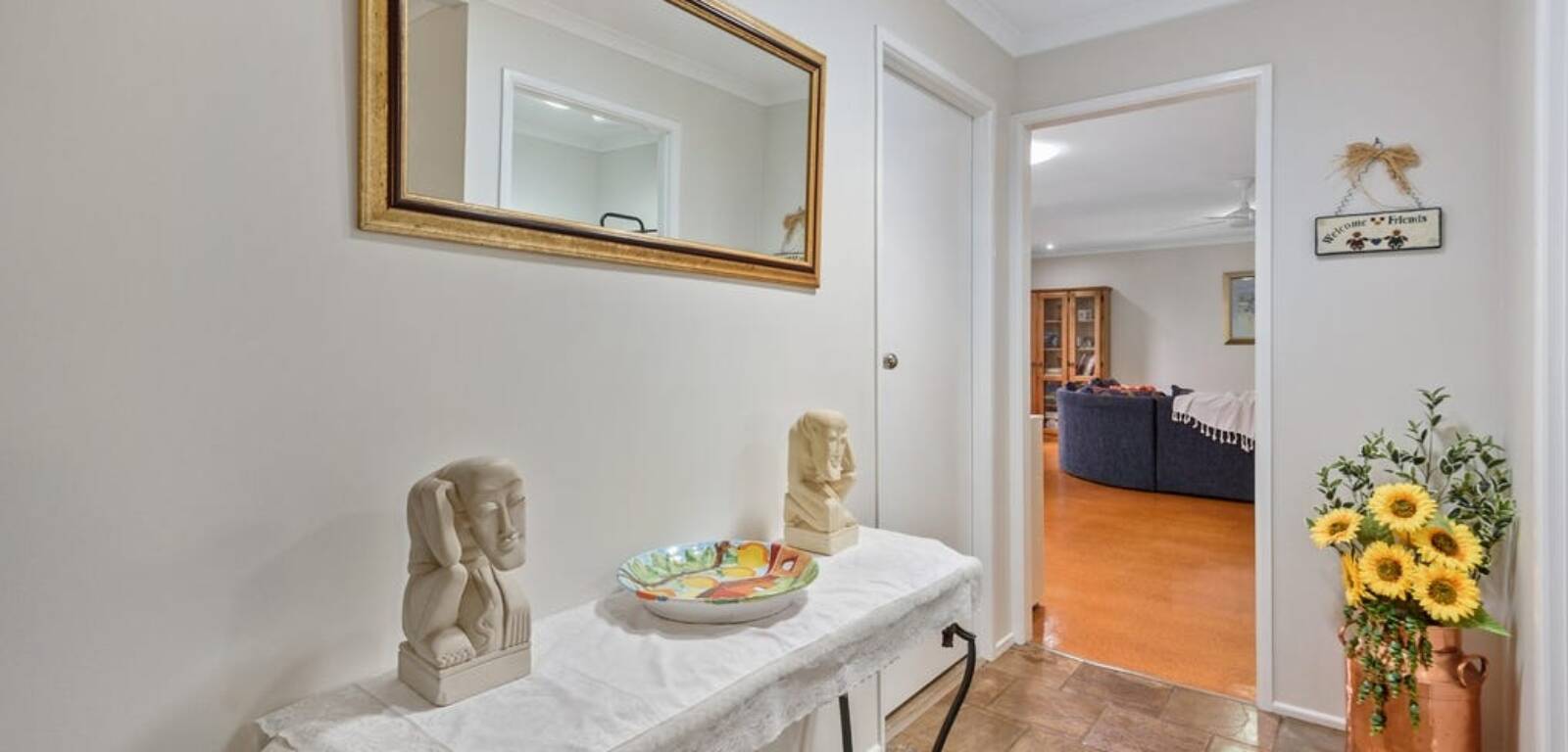 408 MacKenzie St, MIDDLE RIDGE, QLD 4350 AU