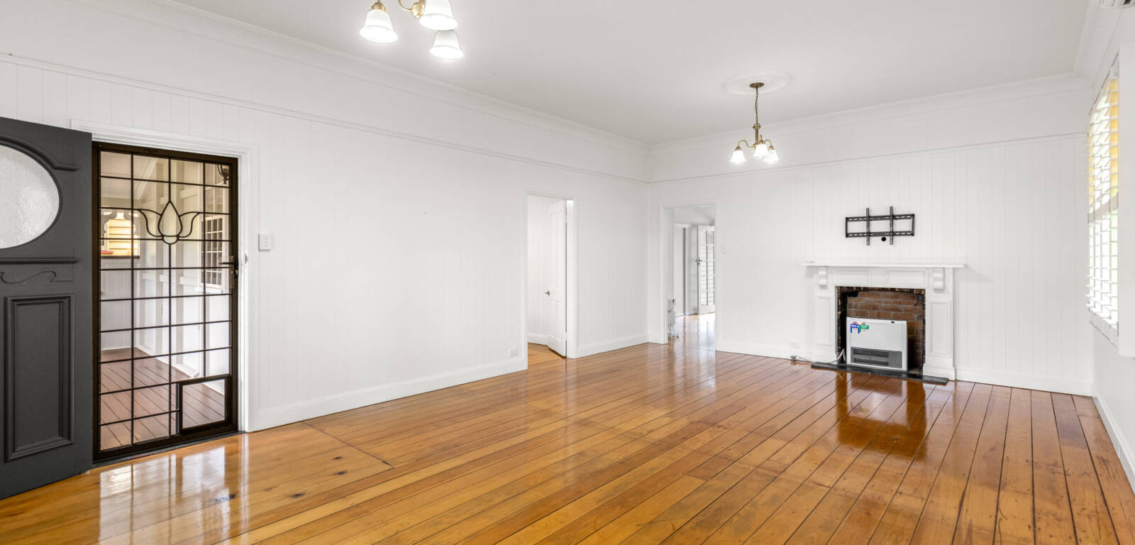 32 Eleanor St, EAST TOOWOOMBA, QLD 4350 AU