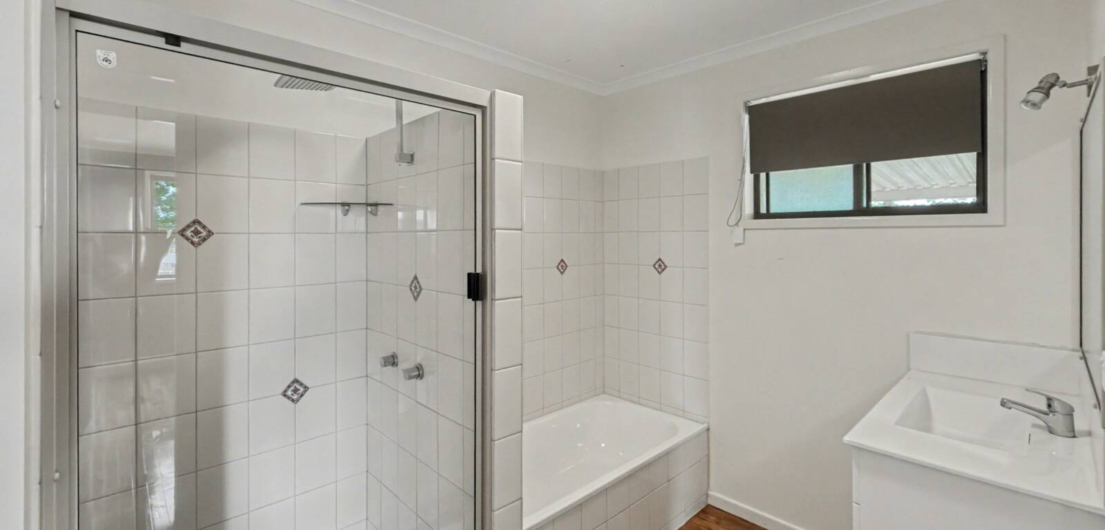 69 Arabian St, HARRISTOWN, QLD 4350 AU