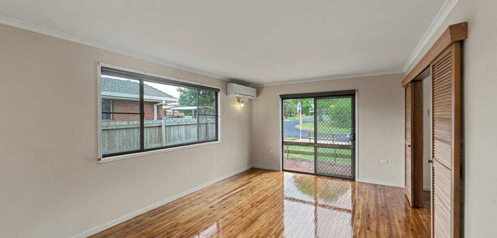 69 Arabian St, HARRISTOWN, QLD 4350 AU